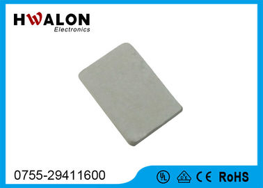 Warna Putih Kecil PTC Keramik Heater Elemen 12 - 24 Tegangan Rectangle Chip